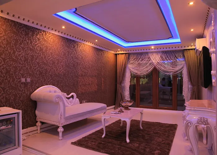 Royal Anka Hotel